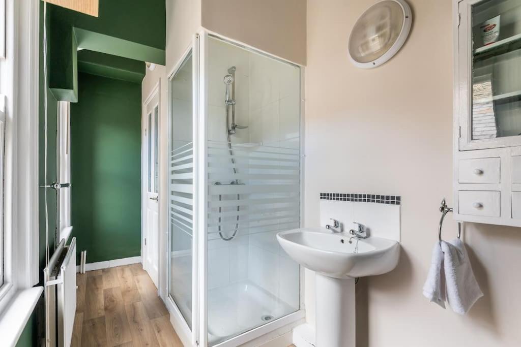 Stunning Skipton House By Yorksha Property 외부 사진